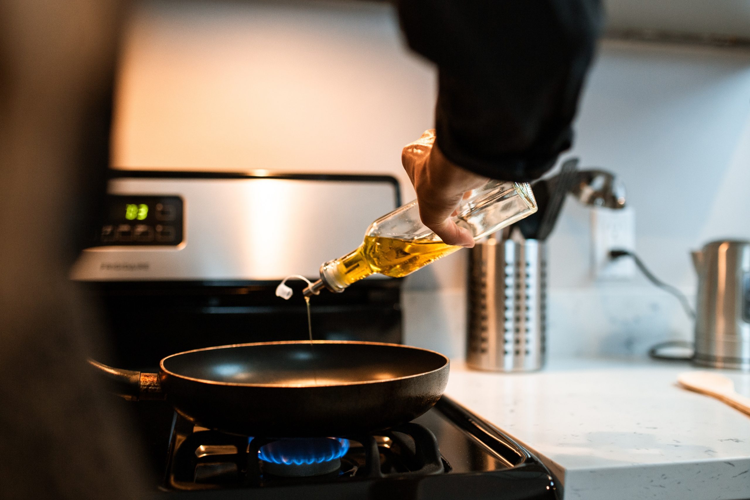 Common Causes Of Kitchen Fires And How To Stop Them Solane LPG common-causes-of-kitchen-fires-and-how-to-stop-them-solane-lpg